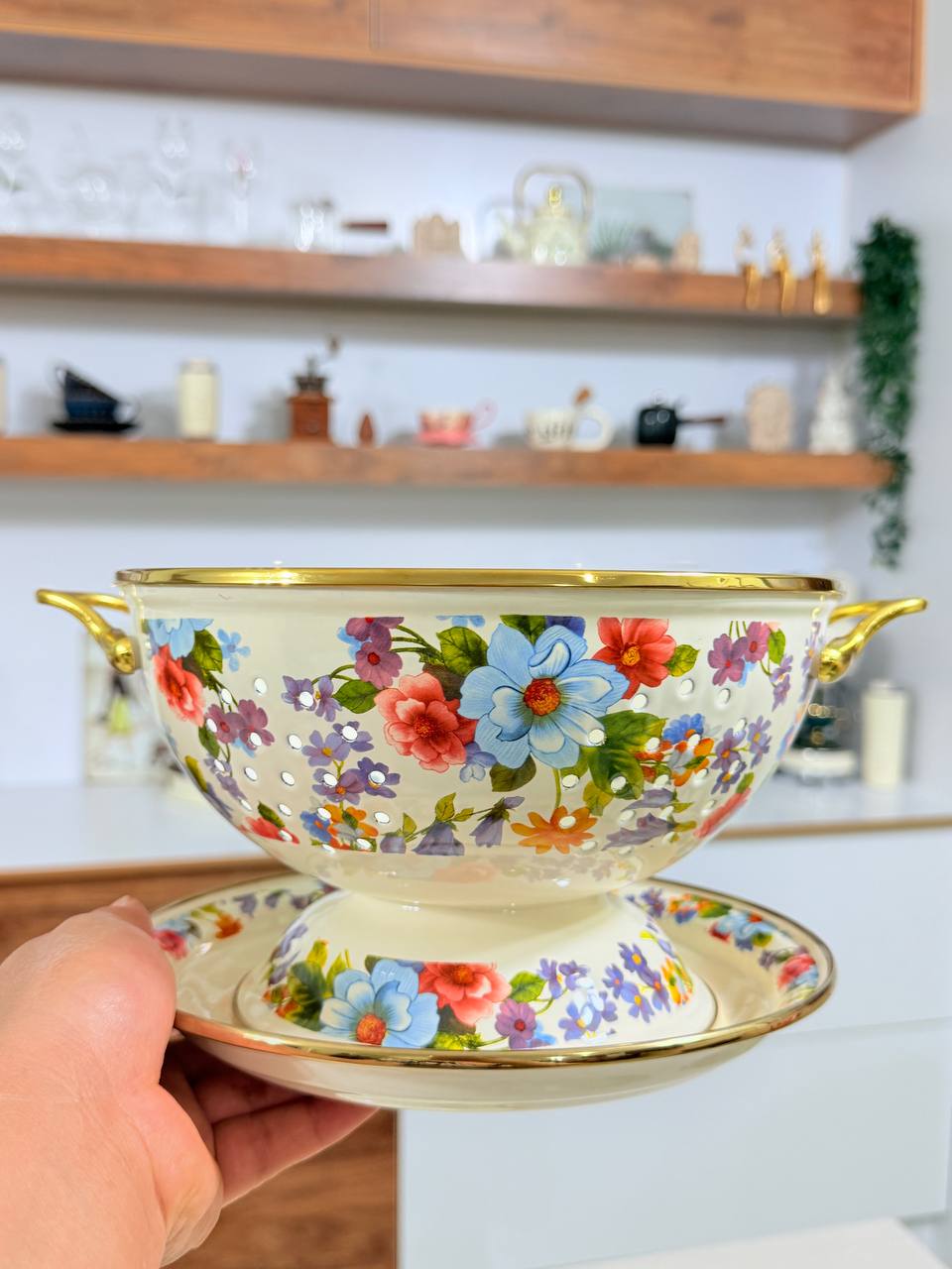 آبکش و زیری گل آبی